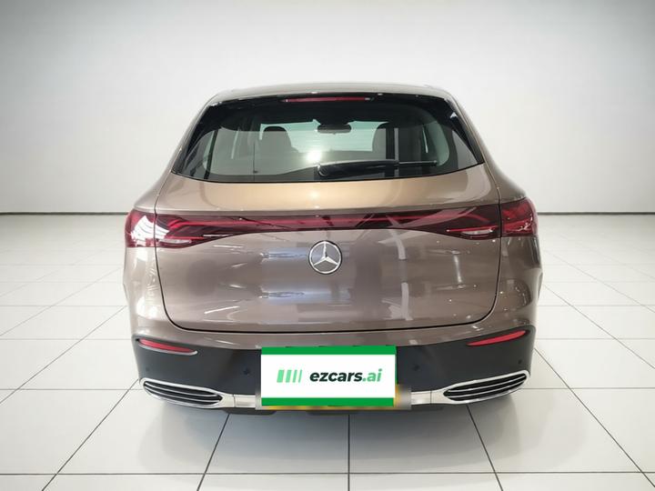EQE SUV 2023 350 4MATIC Luxury photo 5