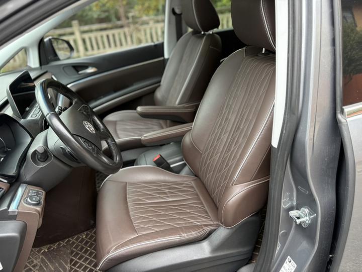 GL8 2022 652T Luxury photo 6