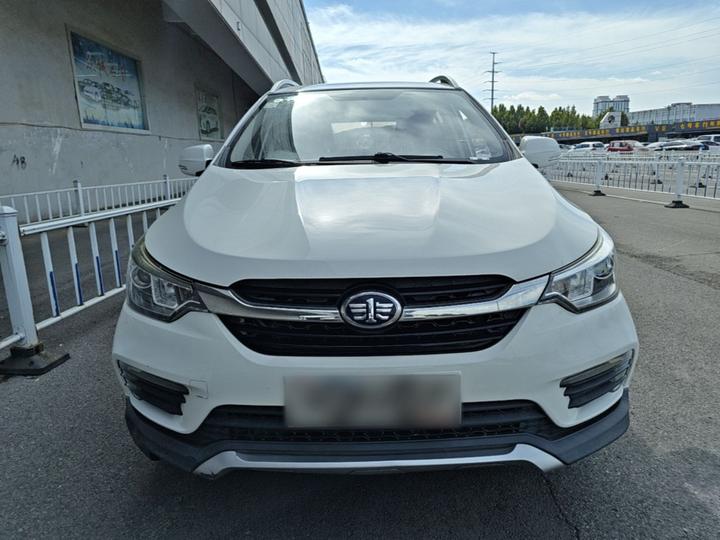 FAW D60 2017 1.5L MT Standard photo 2