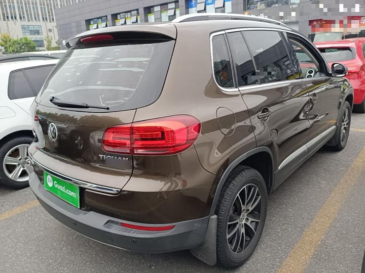 Tiguan 2016 300TSI AT RWD Luxury photo 4
