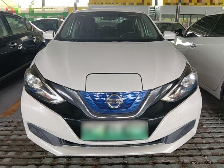 Sylphy EV 2018 photo 2