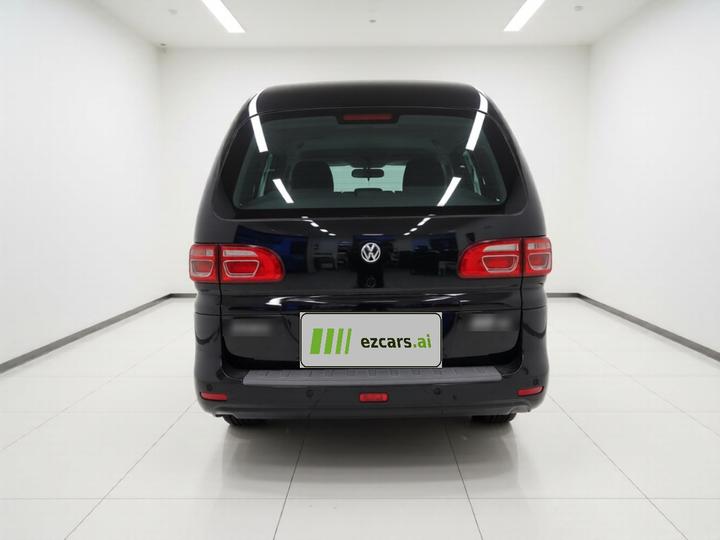 Lingzhi 2020 M5L 1.6L Luxury 7-Seater photo 5