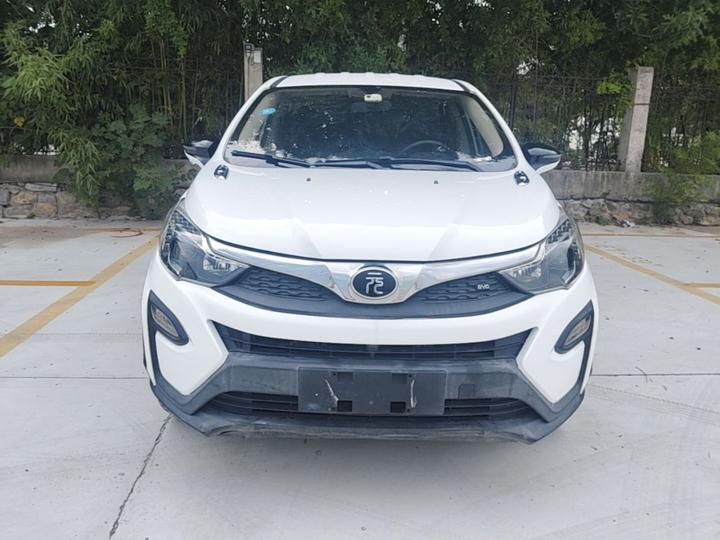 Yuan 2017 1.5L AT photo 2