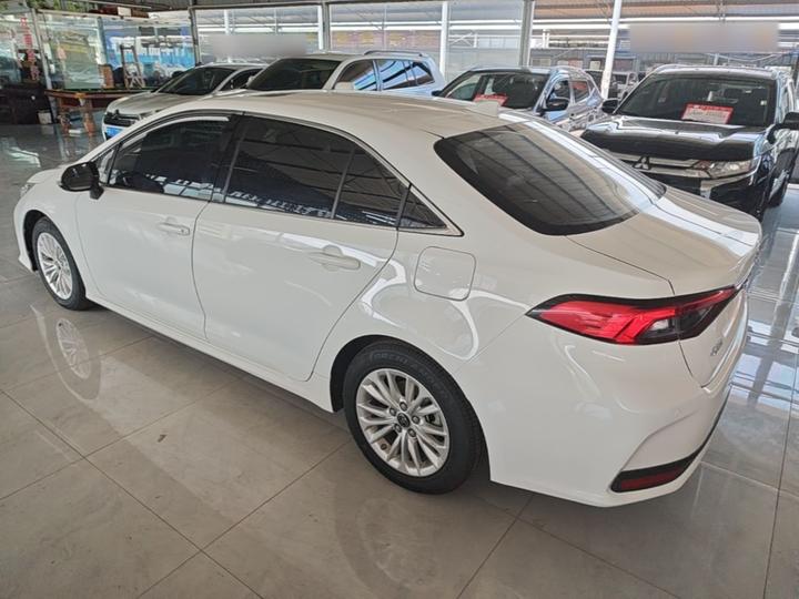 2022 2.0L Elite photo 4