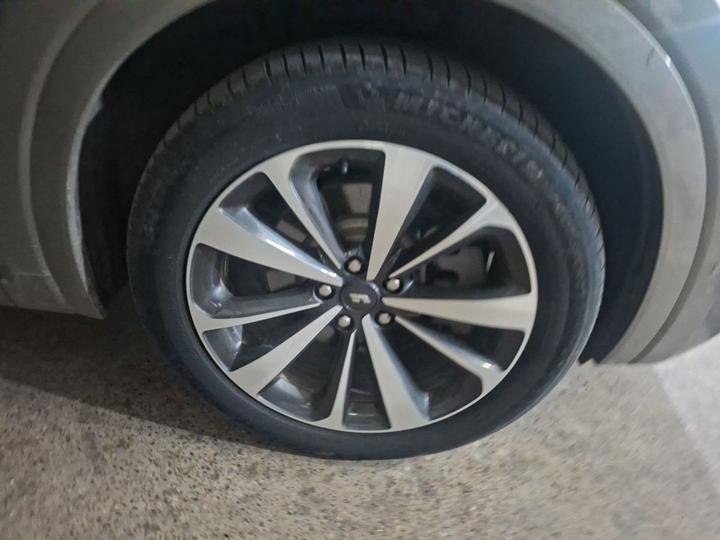 Li Auto ONE 2021 EREV 6-Seater photo 8