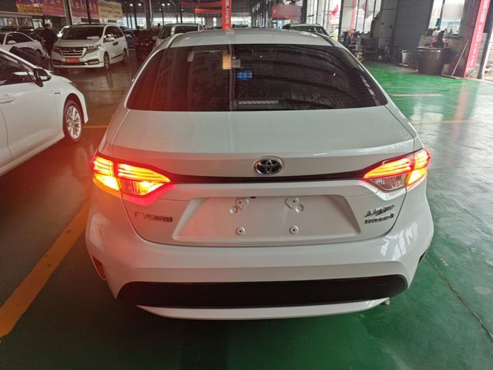 Levin 2021 Hybrid 1.8H E-CVT Luxury photo 5