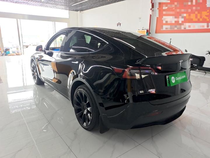 Model Y 2022 Facelift RWD photo 4