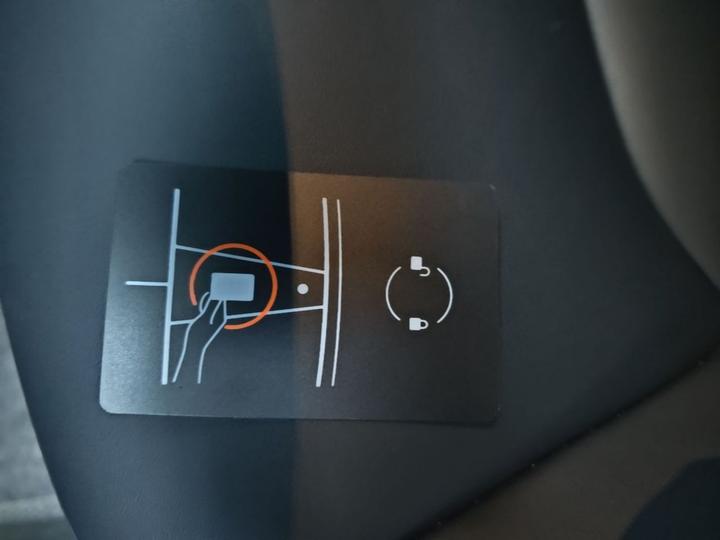 Model 3 2022 RWD photo 8