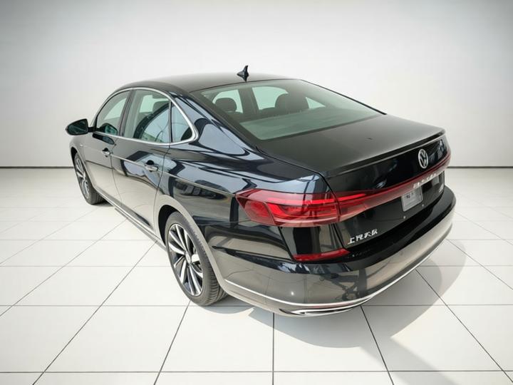 Passat 2024 380TSI photo 4