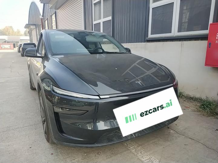Model Y 2025 RWD photo 3