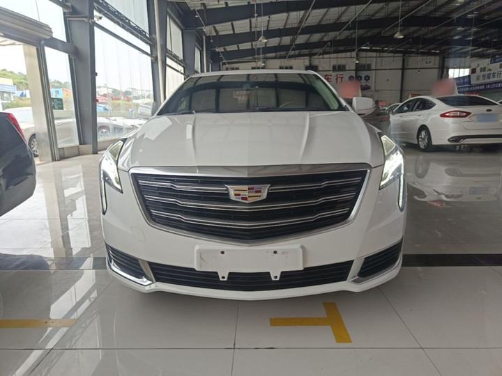 XTS 2018 28T Tech photo 2