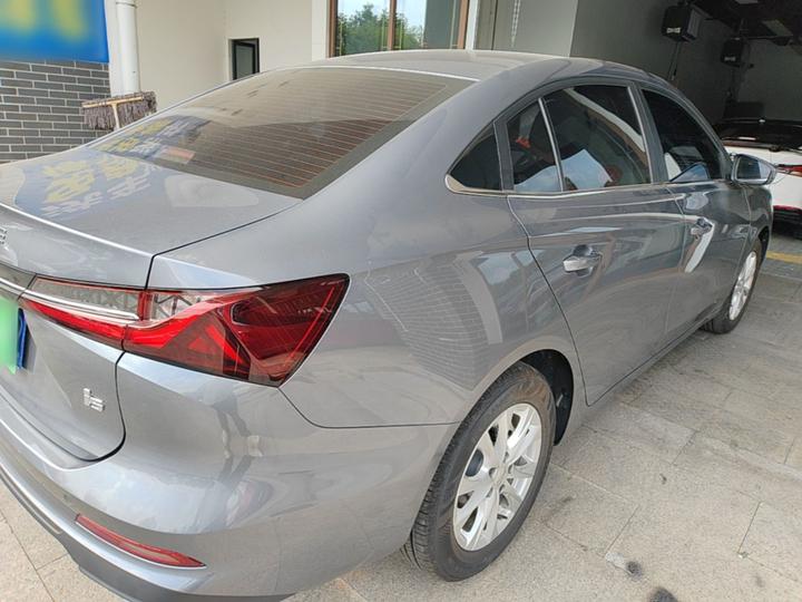 i5 2026 1.5L CVT Luxury photo 4