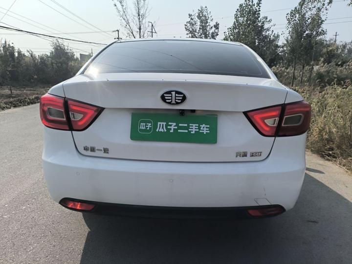 Bestune B30 2017 1.6L AT Luxury photo 3