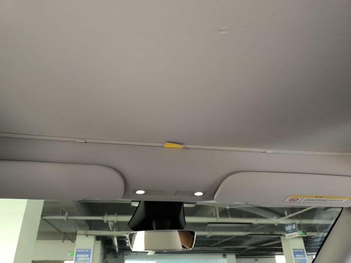 Model Y 2024 RWD photo 7