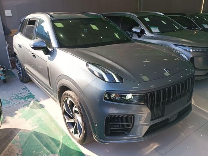 09 EM-P 2021 2.0T PHEV Halo 6-Seater photo 3