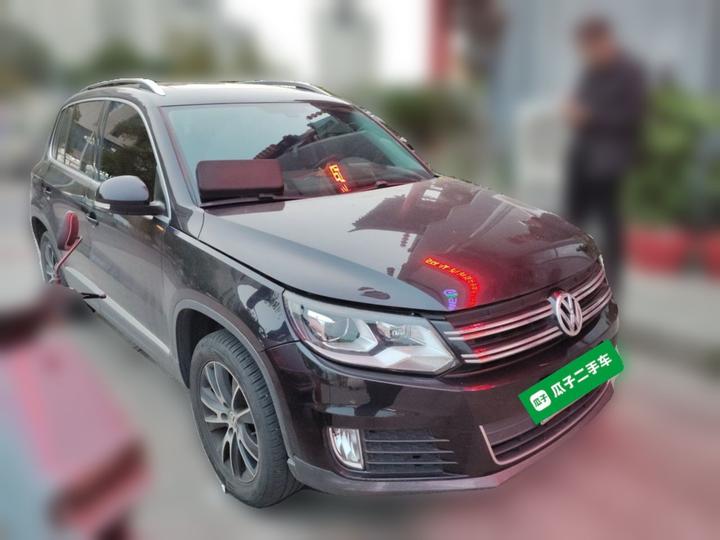 Tiguan 2015 1.8TSI AT RWD Luxury photo 3