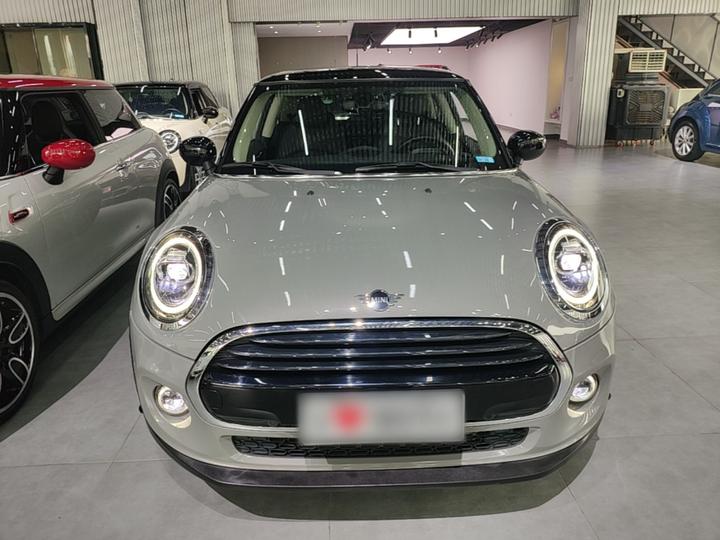 2021 1.5T COOPER Classic photo 2