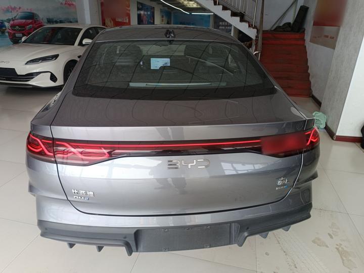 Qin L 2024 DM-i 120KM photo 3