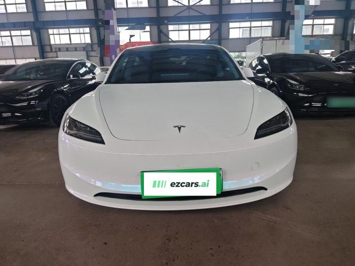 Model 3 2025 RWD photo 2