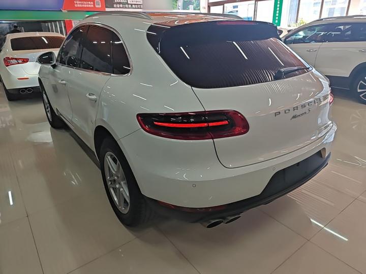 2017 Macan S 3.0T photo 4