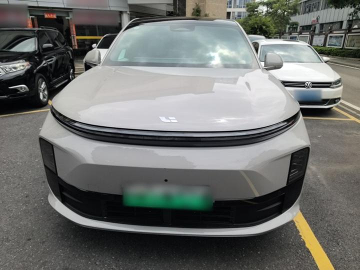 Li Auto L6 2024 Pro photo 2