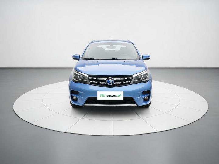 M50V 2017 1.6L XL CVT Luxury photo 2