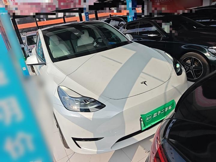 Model Y 2022 Facelift RWD photo 3