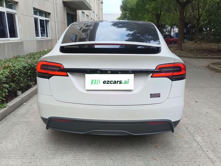 Model X 2023 AWD Plaid photo 5