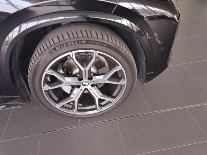 X5 2025 xDrive 30Li Exclusive M M Sport Night Package photo 8