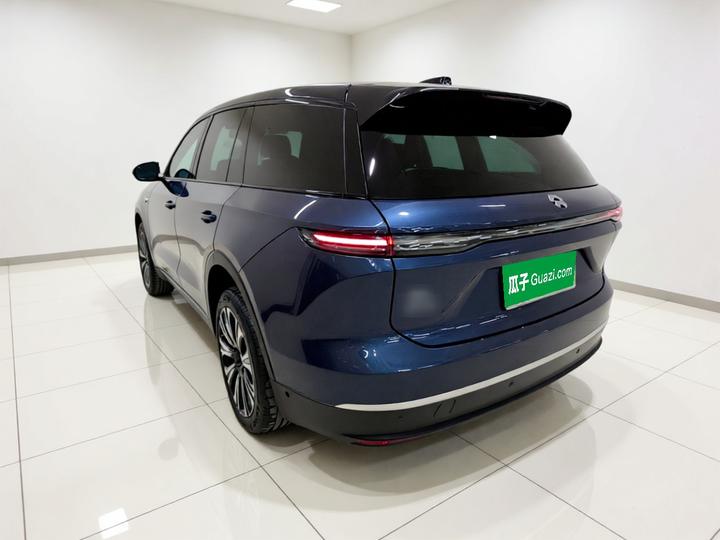 ES8 2023 75kWh Executive photo 4