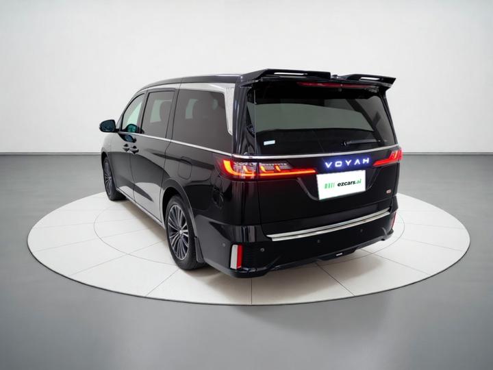 Voyah Dreamer 2026 PHEV Qiankun Max photo 4