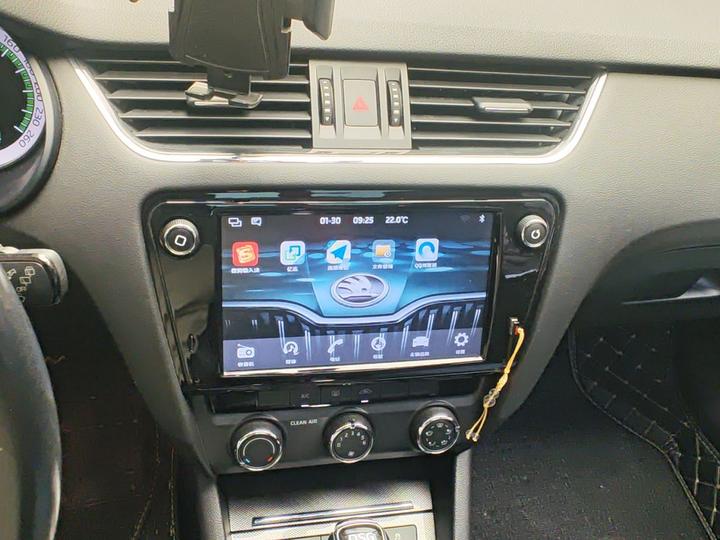 Octavia 2018 Wagon TSI230 DSG Luxury photo 5