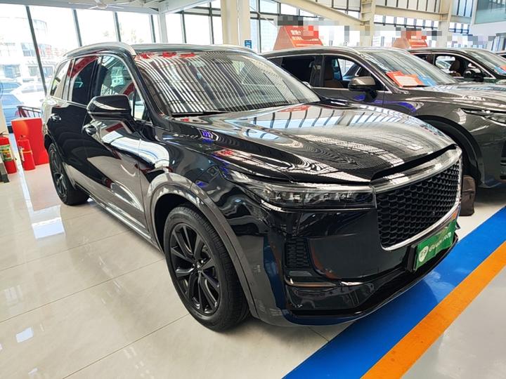 Li Auto ONE 2021 EREV 6-Seater photo 3
