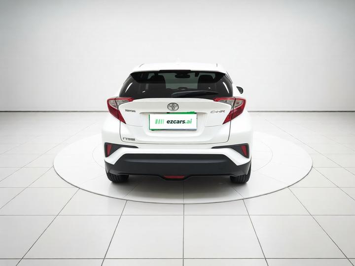 C-HR 2020 2.0L Leading photo 5