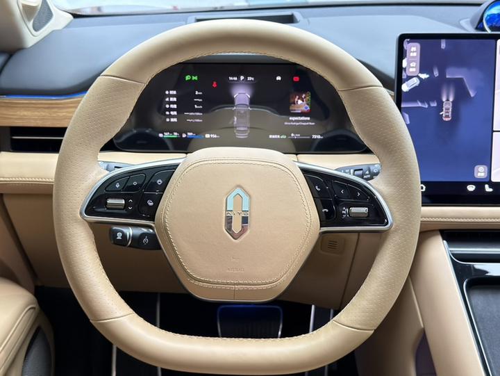 HIMA AITO M5 2024 EREV Max RWD High-end ADAS photo 3