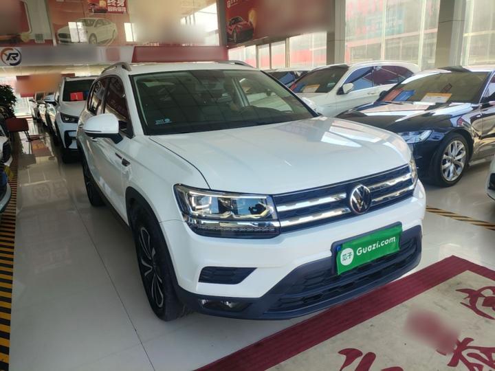 Tharu 2022 280TSI RWD Luxury photo 3