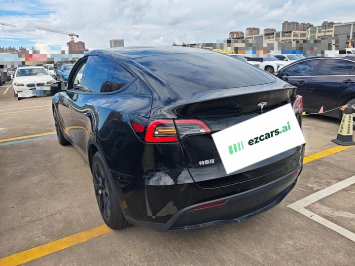 Model Y 2022 Facelift RWD photo 4