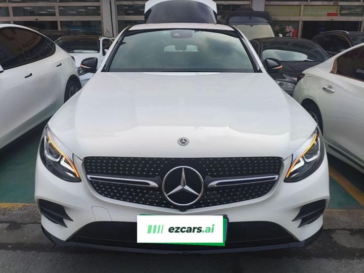 GLC Coupe 2019 GLC 260 4MATIC Coupe SUV photo 2
