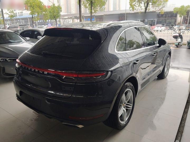 2021 Macan 2.0T photo 6