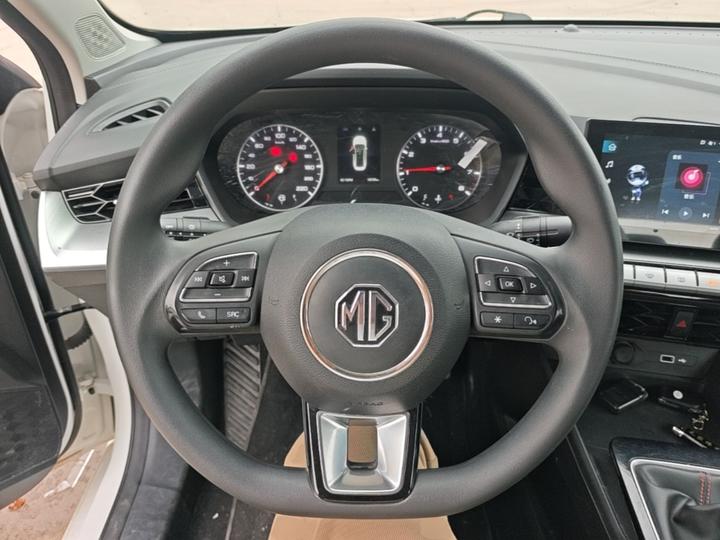 MG5 2023 180DVVT MT photo 6
