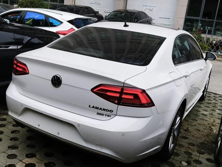 Lamando 2018 280TSI DSG Comfort photo 4