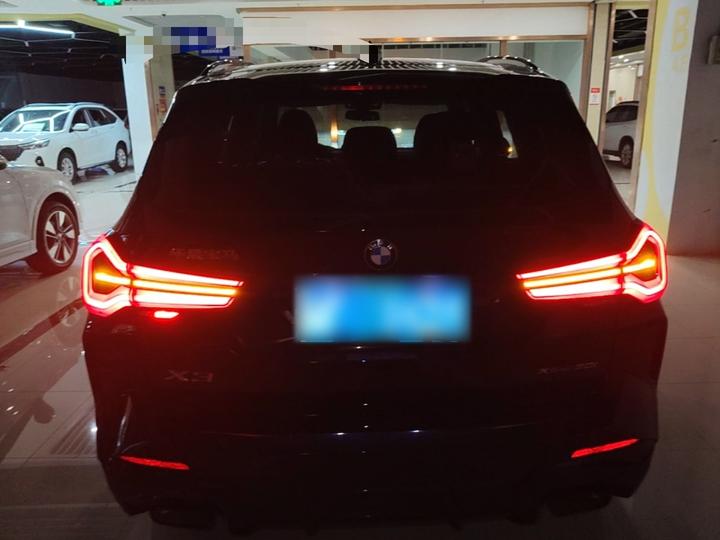 X3 2023 xDrive30i Leading M Night Package photo 3