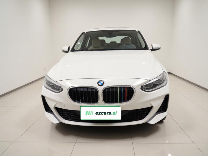 1 Series 2019 118i M Sport Package photo 2