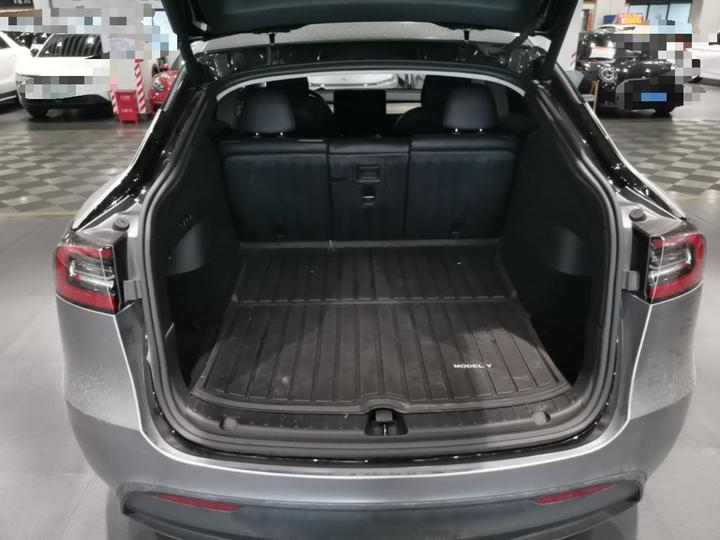 Model Y 2022 RWD photo 8