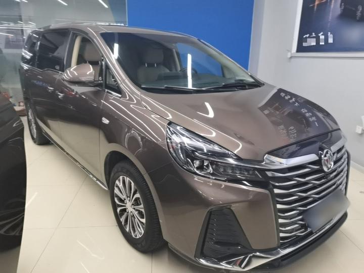 GL8 2023 Facelift Luxury photo 3