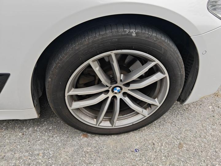 5 Series 2019 525Li M Sport Package photo 8