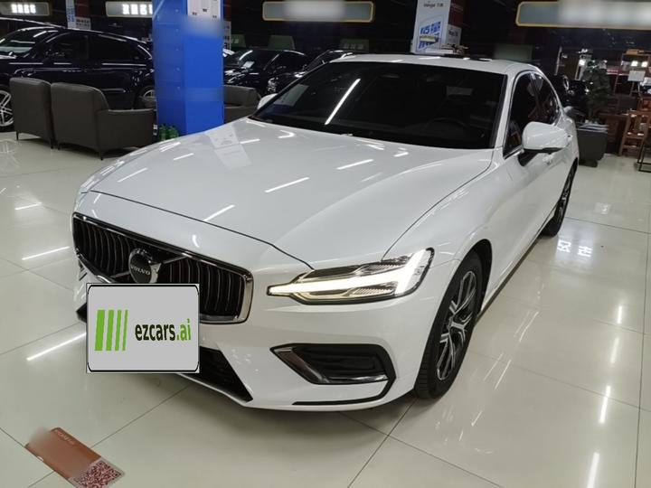 S60 2024 B4 Luxury