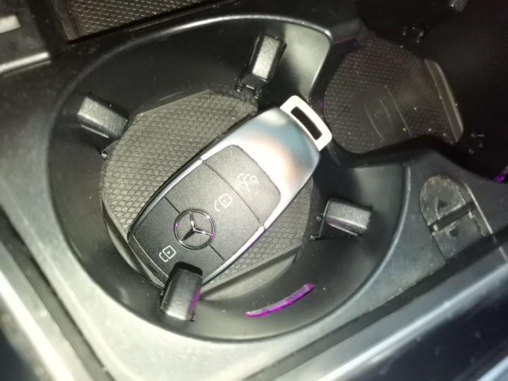 C-Class 2021 C 260 Starlight Edition photo 8