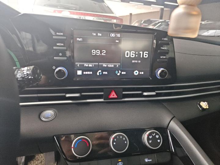 Elantra 2023 1.5L CVT GLX Elite photo 8