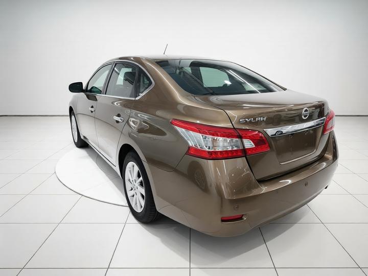 Sylphy 2014 1.6XV CVT Exclusive photo 4
